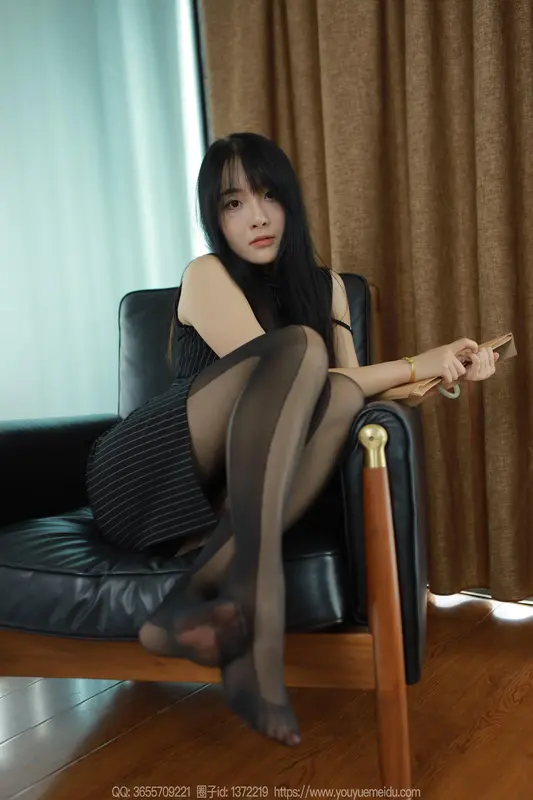 2024.07.22 丝享家 1800 婉萍《美丽西瓜袜》 - IESS